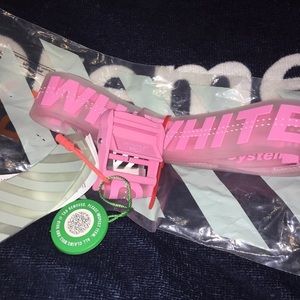OFFWHITE Rubber Industrial Belt Fuschia StockX